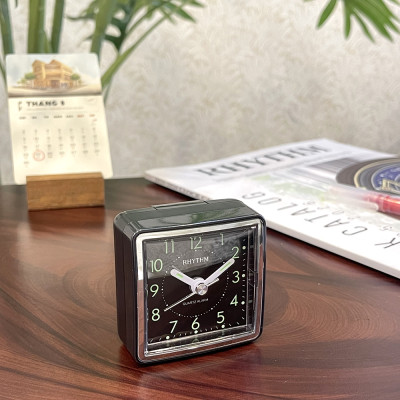 Đồng hồ Rhythm CRE210NR71. Kt 5.7 x 5.7 x 3.3cm, 55g Vỏ nhựa. Dùng Pin.