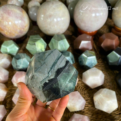 Đá canxedon 12 mặt NHASAN giúp tĩnh tâm, bình an (700-750gr) tặng 5 viên đá ngũ sắc may mắn