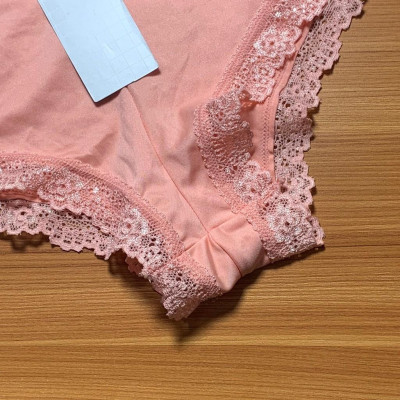 QUẦN TAM GIÁC THUN LẠNH VIỀN REN LMQ1065