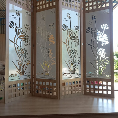 Bình phong vách ngăn tứ quý sen