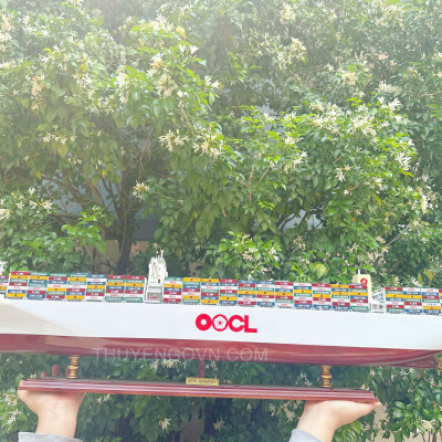 Mô Hình Thuyền Gỗ Phong Thủy Gia Nhiên, Thuyền Container Gỗ OOCL GERMANY, Dài 100cm, Cao Cấp Loại 1
