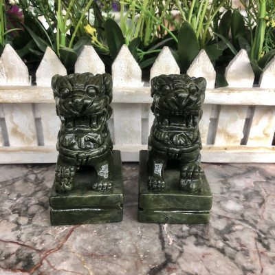 Cặp Kỳ Lân phong thủy đá Seperentine ( đá ngọc Ấn Độ ) trang trí bàn làm việc - Cao 7 cm