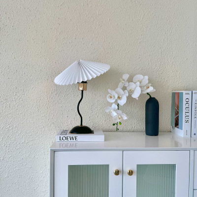 Đèn bàn decor studio đèn ngủ trang trí kiểu sóng lượn Hàn Quốc màu đen DBK008D