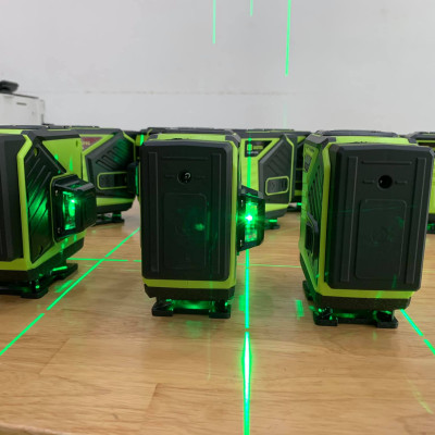 Máy cân bằng laser RAKUTEN 12 tia xanh siêu sáng - Máy bắn cốt, Máy cân mực, Máy đánh thăng bằng tia laser thế hệ mới 2021 - Hàng chính hãng