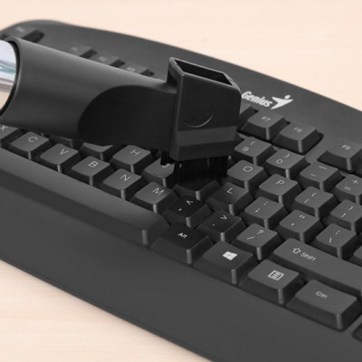 Máy hút bụi Electrolux EC41-6CR - Hàng Chính Hãng