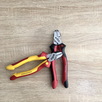 Bộ 2 kìm cắt chuyên nghiệp 180mm Wiha 43339 & 43340