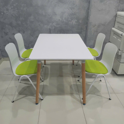 Ghế tiếp khách thân nhựa chân sắt vòng có nệm CC1588- P Nội thất Capta Ghế đào tạo hội nghị thân nhựa xếp chồng được đủ nhiều màu chân sắt sơn tĩnh điện hcm 