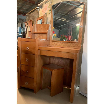 Bàn Trang Điểm Sồi Nga Cao Cấp T10