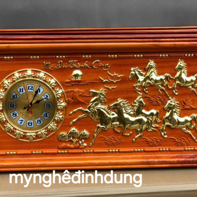 Tranh đồng hồ treo tường khắc mã đáo thành công bằng gỗ hương đỏ 48x108x4cm 