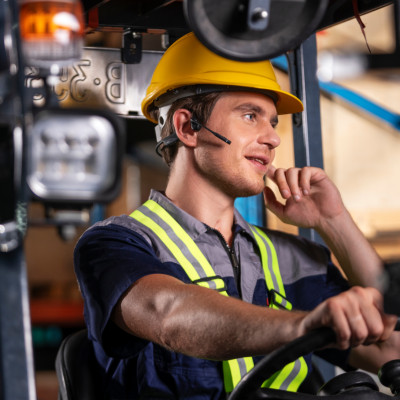 Tai nghe Bluetooth truyền âm thanh qua xương Shokz OPENCOMM2/OPENCOMM2 UC - Hàng Chính Hãng