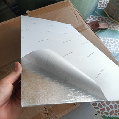 Bộ 5 Tấm Xốp Dán Tường 3D PVC Lá Hồng 60x30cm Keo Sẵn Dày 2,5mm Cao Cấp, Sang trọng