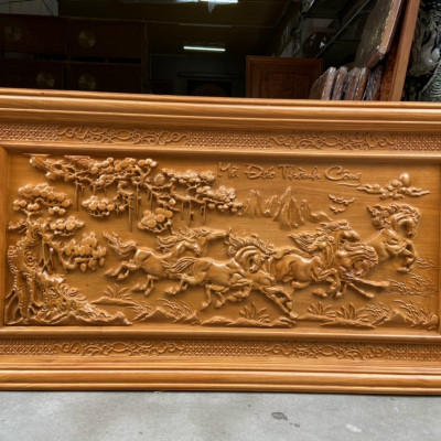 Tranh điêu khắc treo tường tích mã đáo thành công bằng gỗ gõ đỏ kt 67×127×4cm