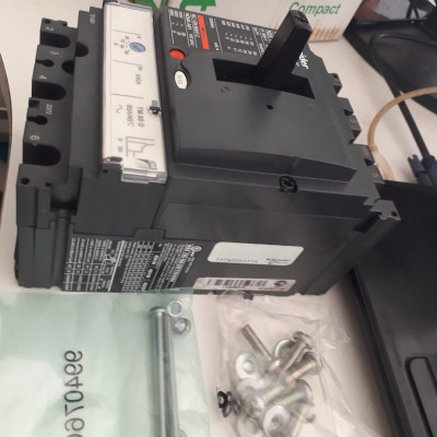 MCCB NSX100F LV429631 Schneider MCCB  3P 80A 36KA