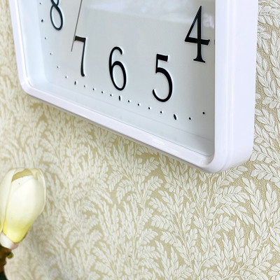 Đồng hồ treo tường Nhật Bản Rhythm CMG597NR03- Kt 25.2 x 25.2 x 4.3cm, 500g Vỏ nhựa. Dùng Pin