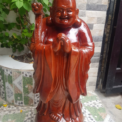 Tượng Gỗ Mỹ Nghệ Phật Di Lặc Đứng Trên Bao Tiền to Chúc Phúc Tay Cầm Như Ý dãy tiền Size Cao 80cm Đk 30cm Sâu 20cm Anh Chị Trưng Bày Phòng Khách ở Nhà , Công Ty, cửa hàng quà biếu tặng ạ