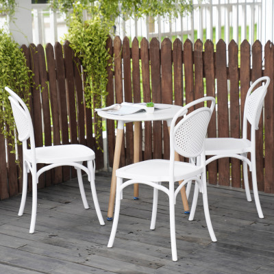 Ghế nhựa đúc phong cách Châu Âu