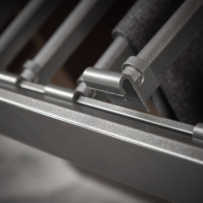 Phụ kiện của tủ áo (Giá vắt quần âu ray giảm chấn tích hợp khay để đồ trang sức, cà vạt mã GW002.800A thương hiệu Gerari)