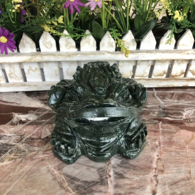 Tượng Cóc Ba Chân, Thiềm Thừ phong thủy chiêu tài lộc đá ngọc Ấn Độ - Dài 12 cm