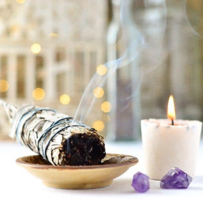 Sét xô trắng huyết rồng dragon blood và palo santo thanh tẩy nhà cửa (Combo03 Thanh tẩy mạnh)