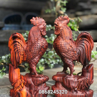 Tượng con gà trống phong thủy bằng gỗ trắc kt cao 20cm  