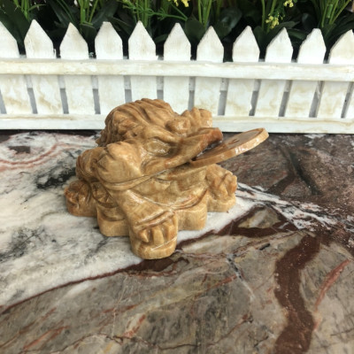 Tượng Cóc Ba Chân, Cóc Ngậm Tiền, Thiềm Thừ phong thủy chiêu tài lộc đá cẩm thạch vân gỗ - Dài 10 cm