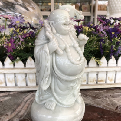 Tượng phật Di lặc đứng trên túi tiền đá trắng xanh - Cao 20cm