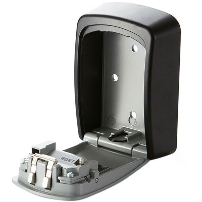 Hộp Khóa Số Đựng Chìa Khóa Master Lock 5401MCND, có thân bằng thép cứng, phủ sơn, nắp che vòng số giúp bảo vệ và sử dụng