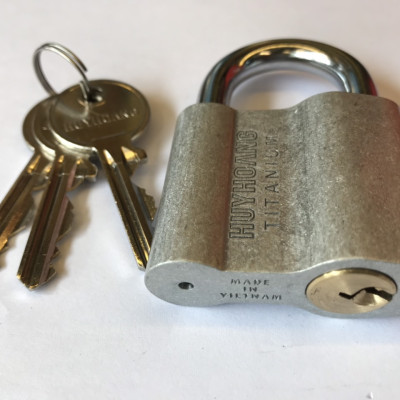 Khóa huy hoàng con voi titanium cầu 8