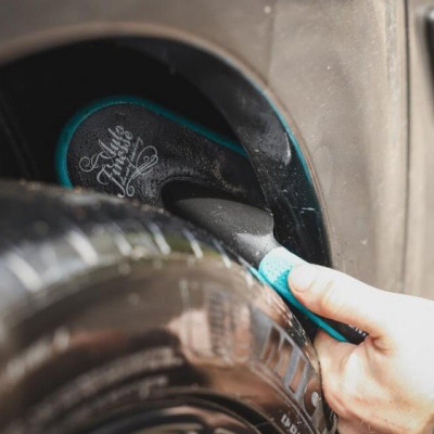  ARCH BLASTER - Bàn chải cọ rửa vòm lốp ô tô Auto Finesse