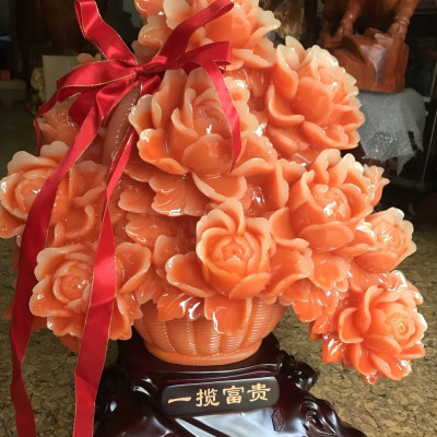 Tượng Bình Hoa Mẫu Đơn Đỏ Cam Mới To Dây Đỏ May Mắn Quá Hoành Tráng Đẹp Lắm Size Cao 55cm Ngang 48cm Sâu 31cm biểu tượng sự Hưng Thịnh , thịnh vượng, phồn vinh, Giàu Sang , Phú Quý, Giàu Sang , Phú Quý trưng phòng khách nhà công công quà tặng ý nghĩa ạ