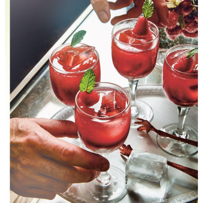 Sách - Low- and No-alcohol Cocktails - 60 Delicious Drink Recipes for Any Tim by Matthias Giroud (UK edition, Hardcover)
