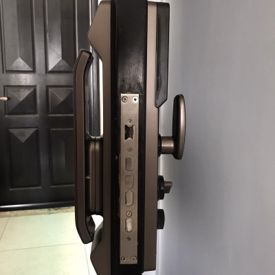 Khóa thông minh nhận diện khuôn mặt Face ID-3D Demax SL928 PB