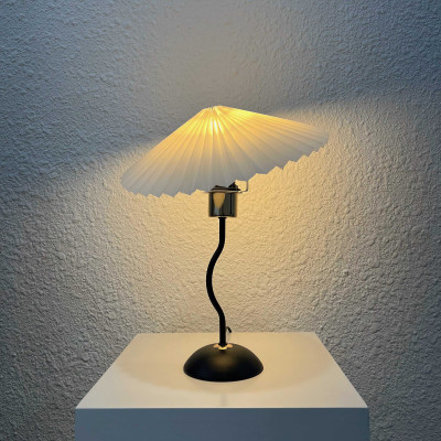 Đèn bàn decor studio đèn ngủ trang trí kiểu sóng lượn Hàn Quốc màu đen DBK008D