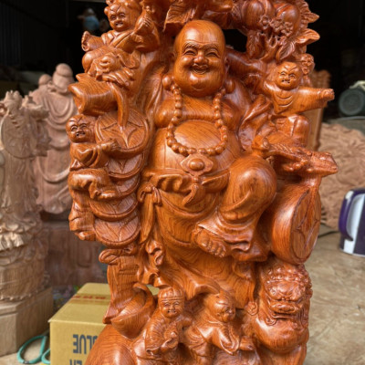 Tượng phật di lặc ngũ phúc vác cành đào bằng gỗ hương đá liền khối kt cao 60×23×14cm
