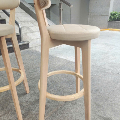 Ghế đảo bếp cố định nhập khẩu CB BEE-72W Nội thất Capta Ghế bàn đảo gỗ cao su nệm bọc giả da dễ vệ sinh bar chair hcm