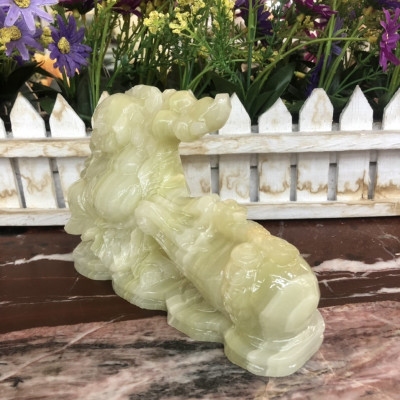 Tượng Phật Di Lặc kéo bao tiền phong thủy đá ngọc Onyx trang trí bàn làm việc, taplo xe ô tô - Dài 15cm