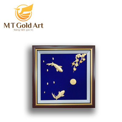Tranh cá chép hoa mai dát vàng 24k (30x30cm) MT Gold Art- Hàng chính hãng, trang trí nhà cửa, quà tặng dành cho sếp, đối tác, khách hàng, sự kiện. 