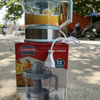 Máy vắt cam SUNHOUSE SHD5511+ tặng dao làm bếp màu đen - Hàng nhập khẩu