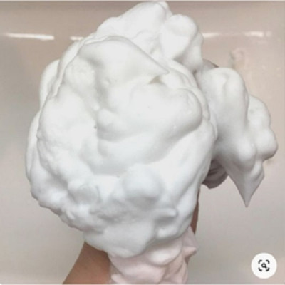 Sữa Tắm Dưỡng Trắng Mịn Da Hương Hoa Cow Milky Body Soap Pump Chiết Xuất Sữa Bò Tươi Refil 400mL