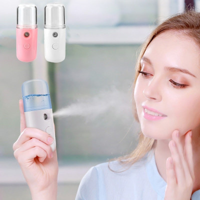 Dụng cụ trang điểm làm đẹp _ Xịt khoáng nano mini cầm tay , xịt  phun sương mặt , cấp ẩm , mịn màng ,mát mẻ , không bị khô ,hợp với người ngồi văn phòng , thiết kế nhỏ gọn dễ mang theo mọi nơi