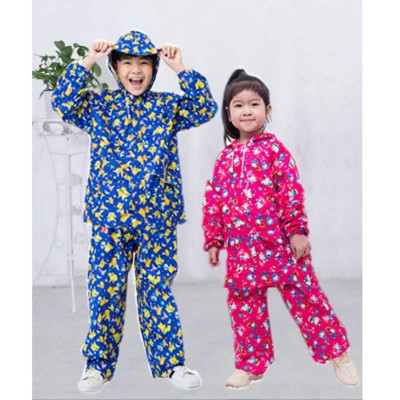 Bộ áo mưa trẻ em từ 6 - 8 tuổi họa tiết hoạt hình dễ thương  , xinh xắn  , vải dù chống thấm , có túi đựng , giao màu ngẫu nhiên