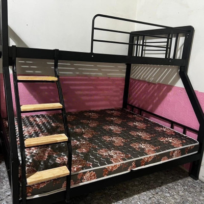 Giường sắt hai tầng giá cực sốc nhiều kích thước màu đen