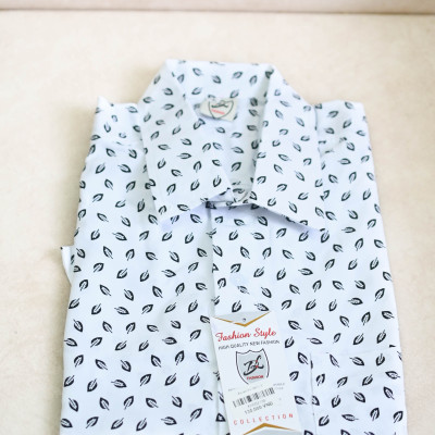 Áo sơ mi tay ngắn vạt ngang nam