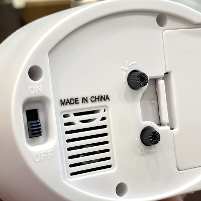 Đồng hồ Rhythm CRA859NR13- Kt 12.0 x 10.1 x 6.7cm, 184g. Vỏ nhựa, dùng PIN