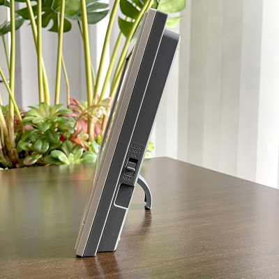 Đồng hồ Rhythm LCW018NR19 – KT 27.8 x 18.8 x 3.2cm /. 618g. Vỏ nhựa. Dùng Pin.