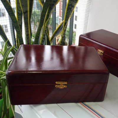 Hộp đựng trang sức bằng gỗ 12x 18,5 cm -hộp móc khóa cài