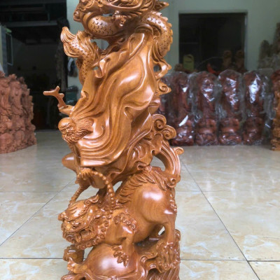 Tượng đạt ma sư tổ bằng gỗ bách xanh thơm ngọt kt cao 50×17×10cm 