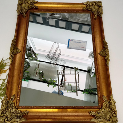 Gương soi Kibath khung màu vàng đồng kT 60x80 cm, KB-134