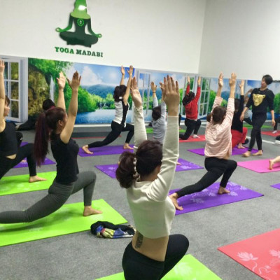Thảm Yoga Định Tuyến 2 Lớp 6mm miDoctor + Bao Đựng Thảm Yoga Định Tuyến + Dây Buộc (Màu Ngẫu Nhiên)