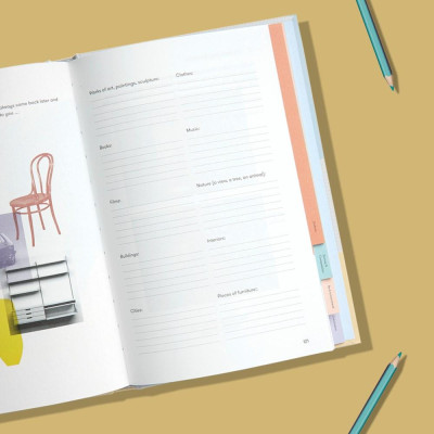 Sách - Who Am I? : Psychological exercises to develop self-understanding by The School of Life (UK edition, hardcover)